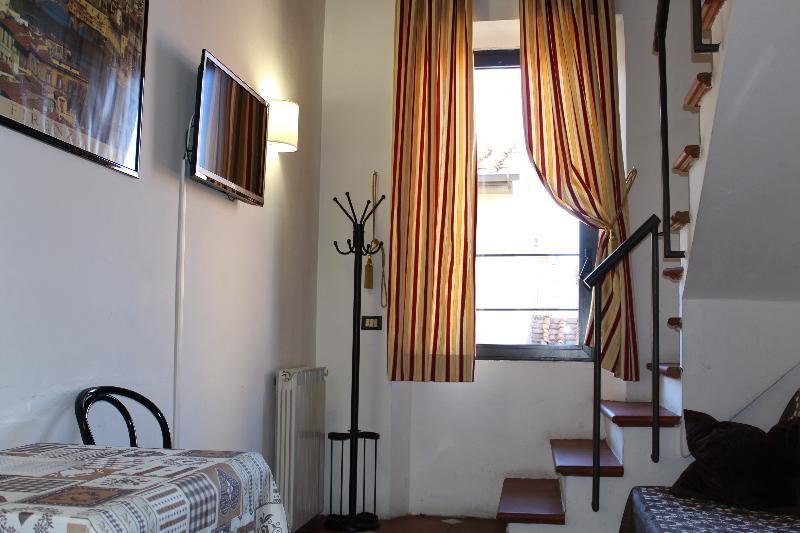 Max Apartments Флоренция Екстериор снимка