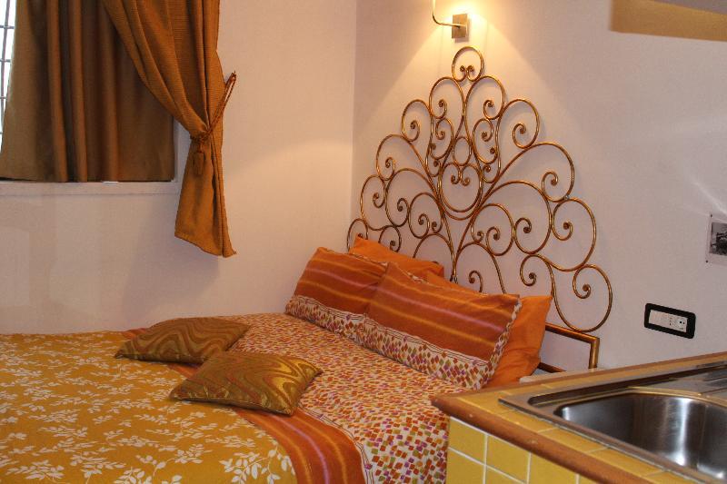 Max Apartments Флоренция Екстериор снимка